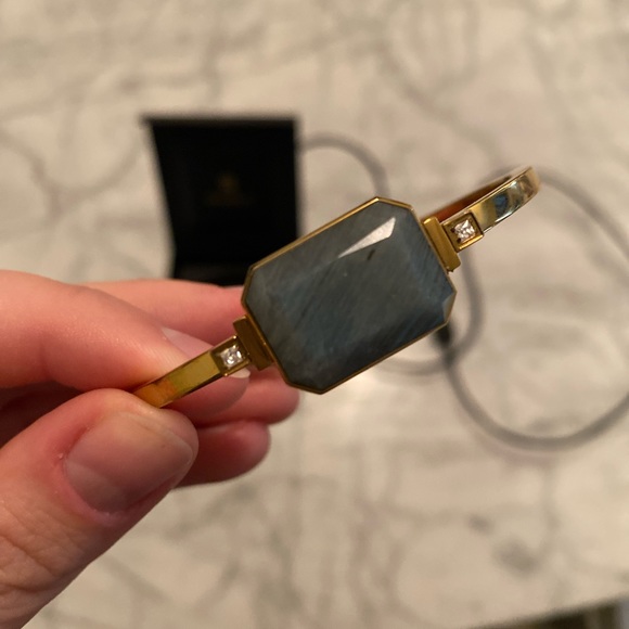 Ringly Bracelet - Picture 4 of 11